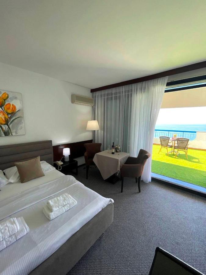 Corpus A - Hotel Albatros Ulcinj Eksteriør bilde