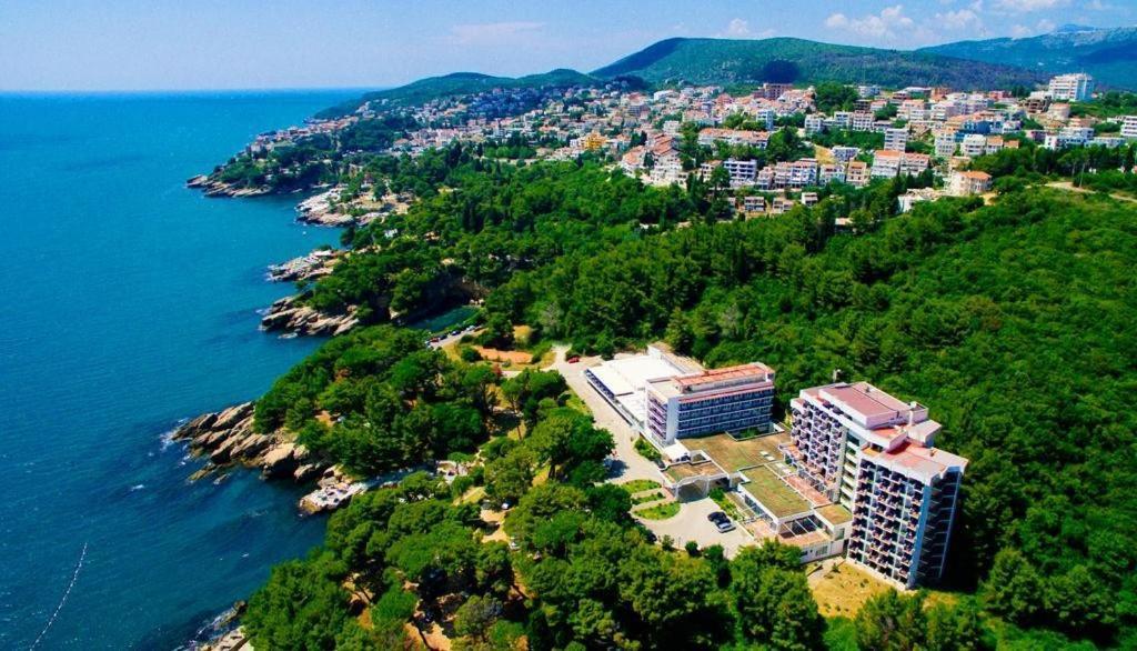 Corpus A - Hotel Albatros Ulcinj Eksteriør bilde