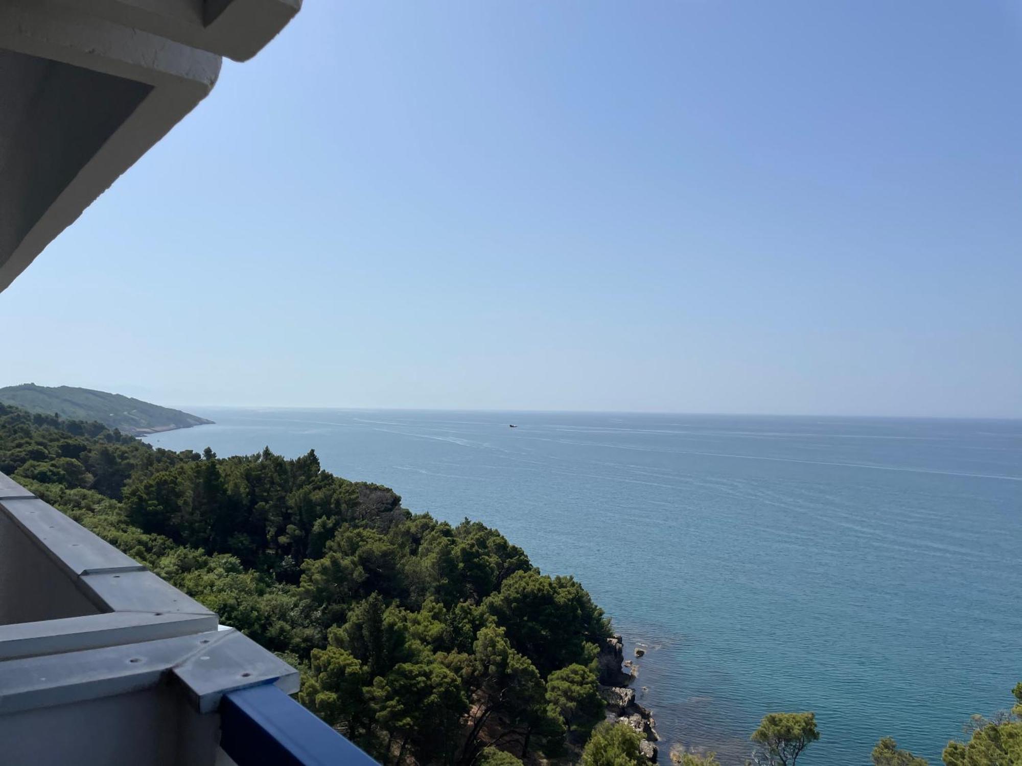 Corpus A - Hotel Albatros Ulcinj Eksteriør bilde