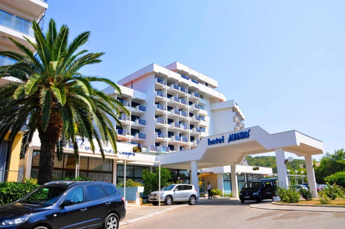 Corpus A - Hotel Albatros Ulcinj Eksteriør bilde